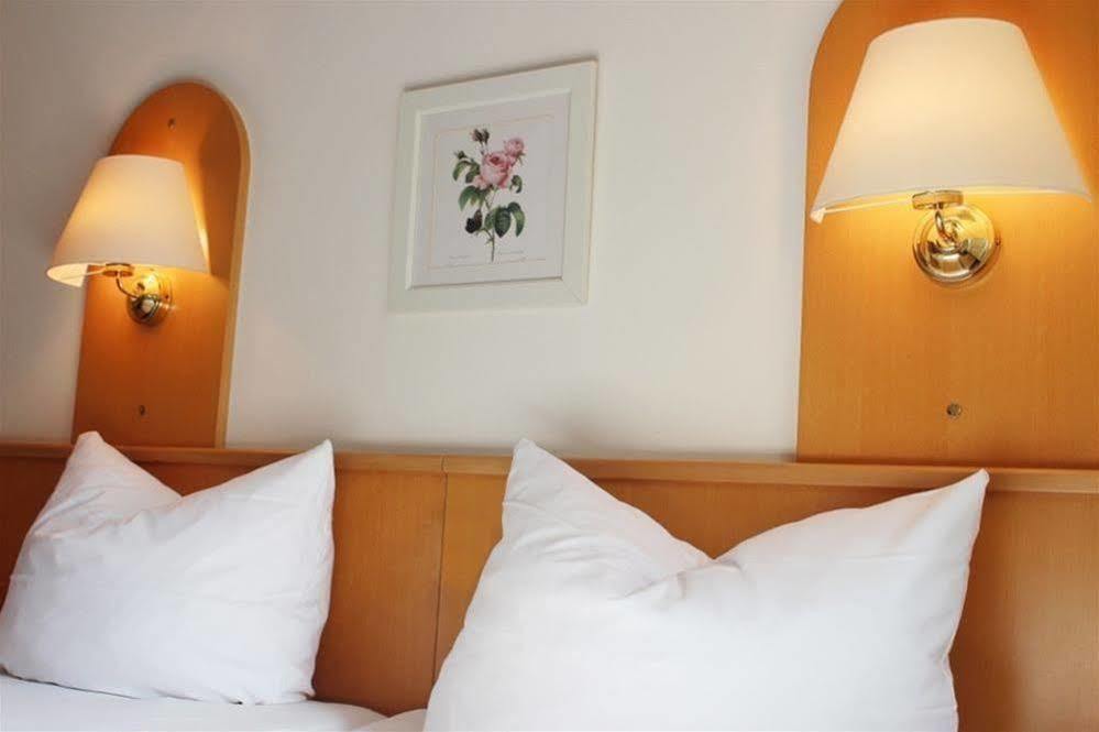 Hotel Deutschherrenhof Trier Kültér fotó